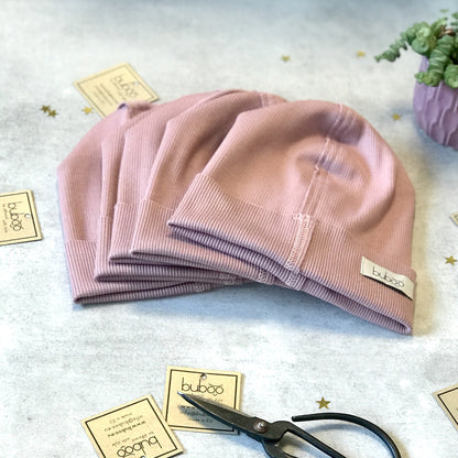 Vaikiška kepurė TRENDY pelenų rožė