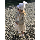 Extremely stylish girl beanie with a grid FASHIONISTA white/golden