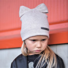 Extremely stylish girl beanie FASHIONISTA latte with woven golden thread